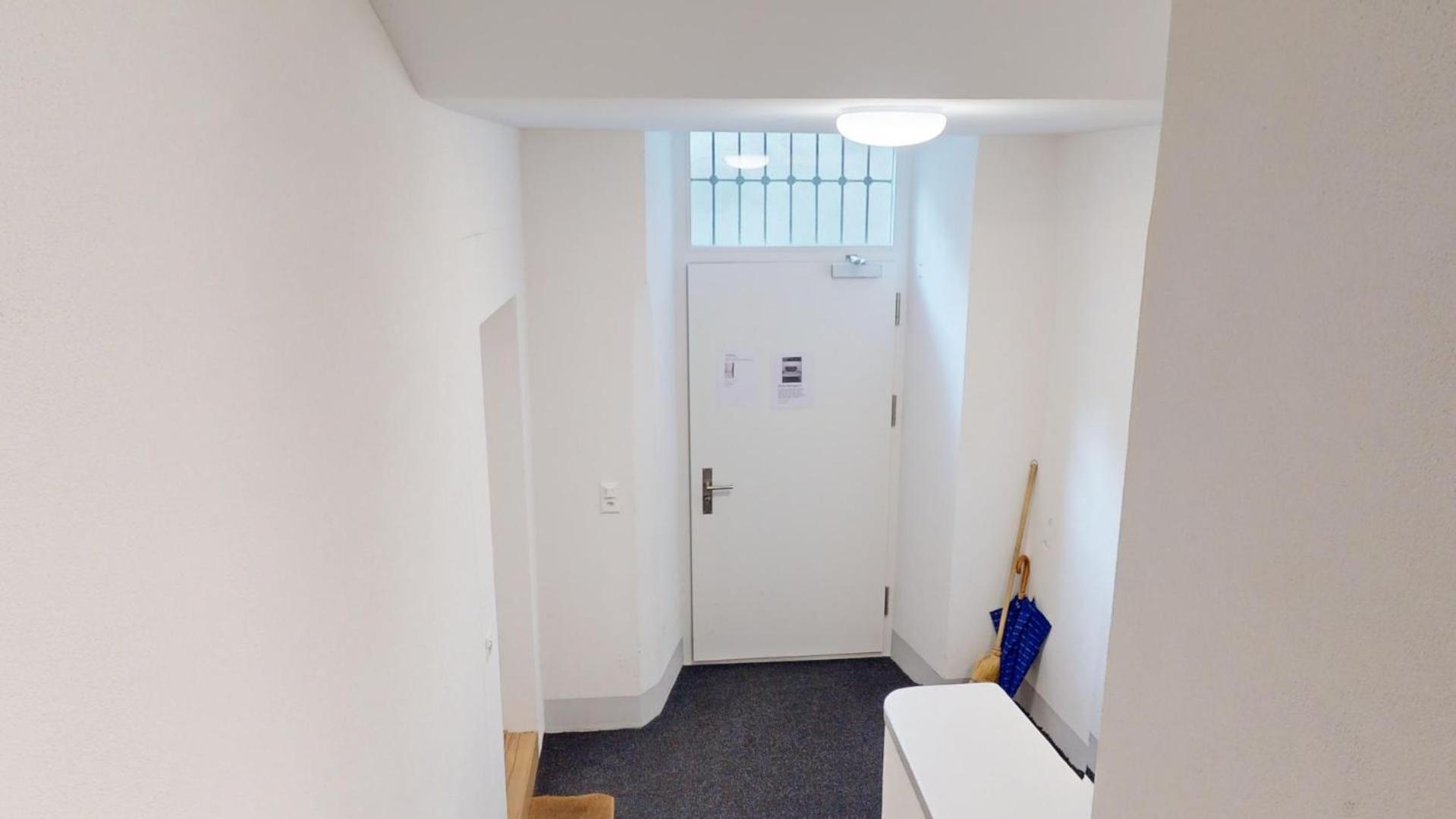 2 Zimmerwohnung - Zentral - 65“ Tv - Arbeitsplatz Кур Екстер'єр фото