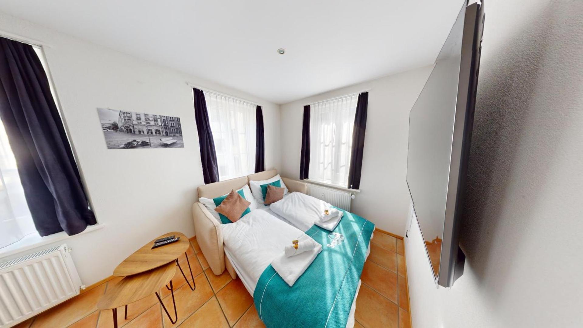 2 Zimmerwohnung - Zentral - 65“ Tv - Arbeitsplatz Кур Екстер'єр фото